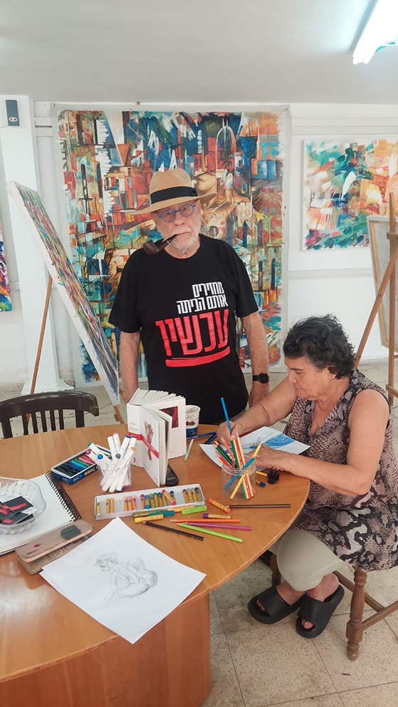 סדנאות ציור לחטופים והמפונים